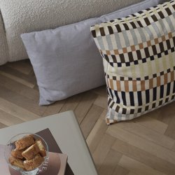 Compliments Vera Pude 50x50cm Brun