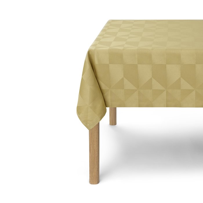 Compliments Wind Damask Dug 150x300cm Brass