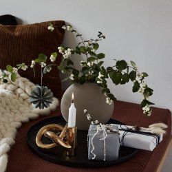 Cooee Design - Lykke One Lysestage - Gold Finish