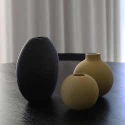 Cooee Design - Pastille Vase - 20 cm - Black