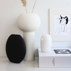 Cooee Design - Pastille Vase - 20 cm - Black