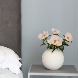 Cooee Design - Ball Vase - 20 cm - White