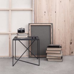 Lampefeber - Dot Sidebord Lille - Sort