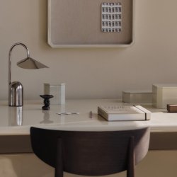 Ferm Living Arum Brbar Bordlampe - Rustfrit Stl