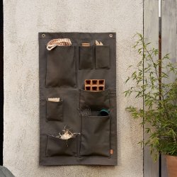 Ferm Living Bark Garden Wall Storage - Haveopbevaring - Olive
