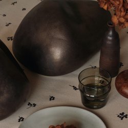 Ferm Living Bellure Piece Rund Rustic Bronze Finish