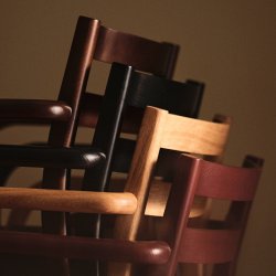 Ferm Living Boda Spisebordsstol m/ Arml�n Sort