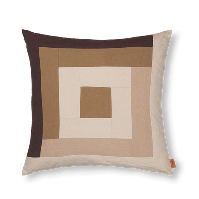 Ferm Living Border Patchwork pude - 50x50 - Coffee/Dark Sand