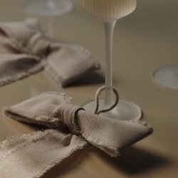 Ferm Living Bow Dekoration Natural 2 stk. Small