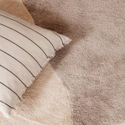 Ferm Living Calm Pude - 80x80 cm - Camel/Sort