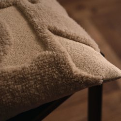 Cilla Tufted Cushion - Off-white/Parchment