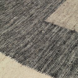 Ferm Living Counter Tppe 200x300 cm - Charcoal/Off-White