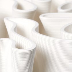 Ferm Living Dedali Gulvvase H50 cm Off-white