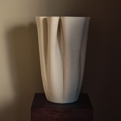 Ferm Living Dedali Gulvvase H50 cm Off-white