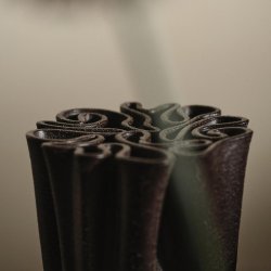 Ferm Living Dedali Vase H25 cm Dark Brown