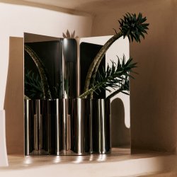 Ferm Living Eddy Vase Mirror Polished