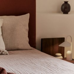 Ferm Living Fino Sengetppe Terracotta/Off-white