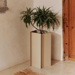 Ferm Living Fragma Planter Plantekasse H49 cm Cashmere