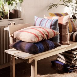 Ferm Living Grand Pude - 50x50 cm - Faded Blue/Burgundy