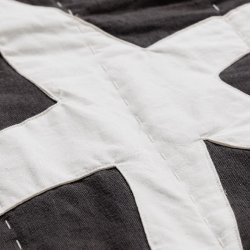 Ferm Living Kove Applique Quiltet Tppe Charcoal/Elm Green