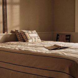 Ferm Living Lattice Offset Pudebetr�k 60x40cm Off-white/Sort