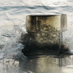 Ferm Living Oscil Sculpture Recycled Smoked Grey