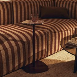 Ferm Living Plyo Dekorationsbord Dark Grape/Rosso Levanto Mamor