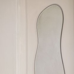 Ferm Living Pond Spejl Full Size Messing