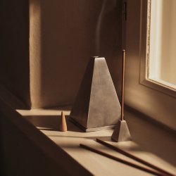 Ferm Living Pyra R�gelsesholder B�rstet Aluminium