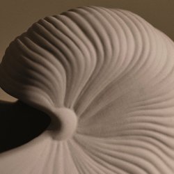 Ferm Living Shell Potte Medium Off-white