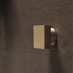 Ferm Living Square Knage Messing Stor