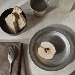 Ferm Living Tumbled Tallerken Rustfrit Stl