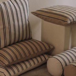 Ferm Living Twill Bolster Pude Off-white/Sort