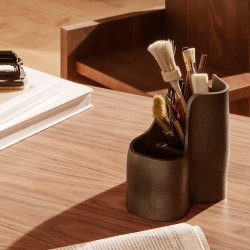Ferm Living Yama Blyantholder - Sort Aluminium