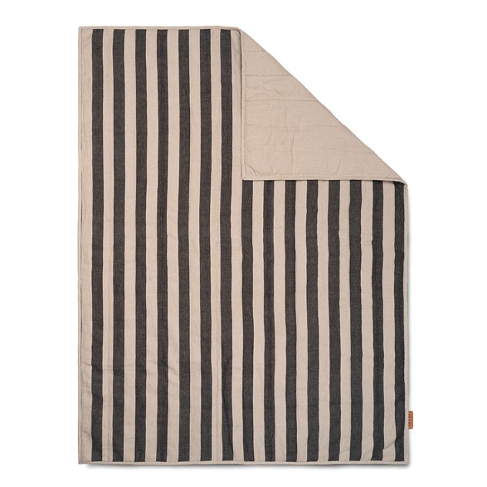 Ferm Living Grand Quilted Tppe - Sand/Black 