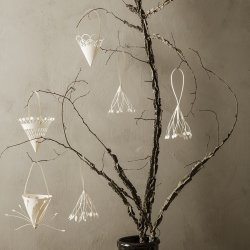 Ferm Living Christmas Paper Tassels - Papirkvaste - St &aacute; 3 stk.