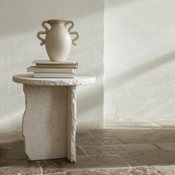 Ferm Living Mineral Sculptural Bord - Bianco Curia
