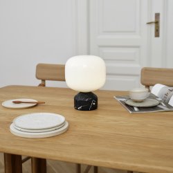 Gejst MEEMO Brbar Bordlampe Sort Marmor