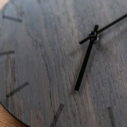 Hemverk Vgur 38 cm - Mrk Eg/Sort Viser