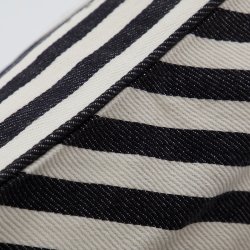 House Doctor Azy Pudebetr�k 50x50 cm Sort/R�hvid