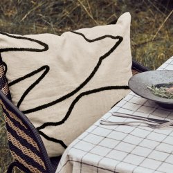 House Doctor Fly Pudebetrk 50x50 cm Rhvid/Sort