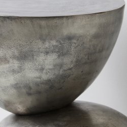 House Doctor Heena Sidebord Oxideret Metal