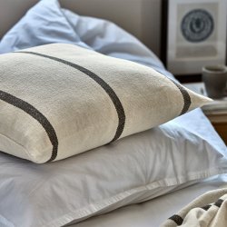 House Doctor Nula Pudebetrk 50x50 cm Mrkebrun