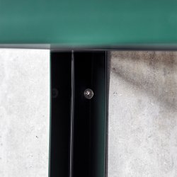 House Doctor Use Reol Mrkegrn Stor