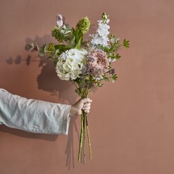 House Doctor Wild Artificial Bouquet Cream/Multi