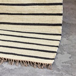 House Doctor Sima Tppe 90x60 cm Sort/Natur