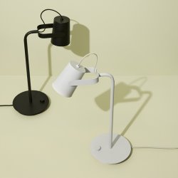 H&uuml;bsch Ardent Bordlampe - Sort