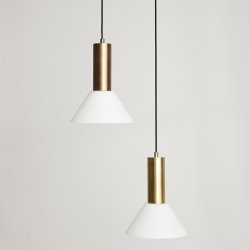 H&uuml;bsch Contrast Loftslampe - Messingfarve