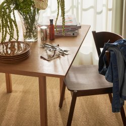 H&uuml;bsch Oblique Spisebordsstol - Mrkebrun