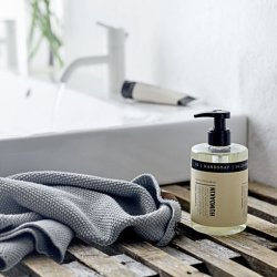 Humdakin - 02 Hndsbe - Elderberry/Birch - 300ml